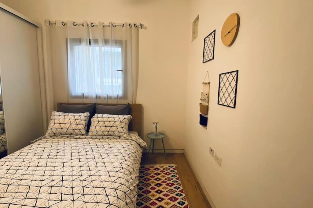 Laura Compound- Authentic 1 Bedroom Charming & Specious Tel-Aviv Extérieur photo