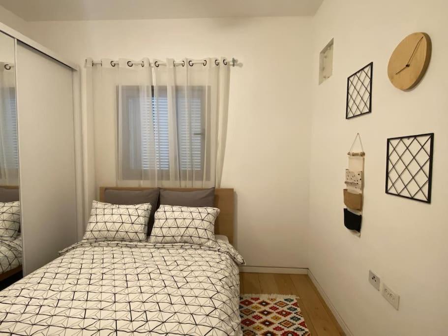 Laura Compound- Authentic 1 Bedroom Charming & Specious Tel-Aviv Extérieur photo